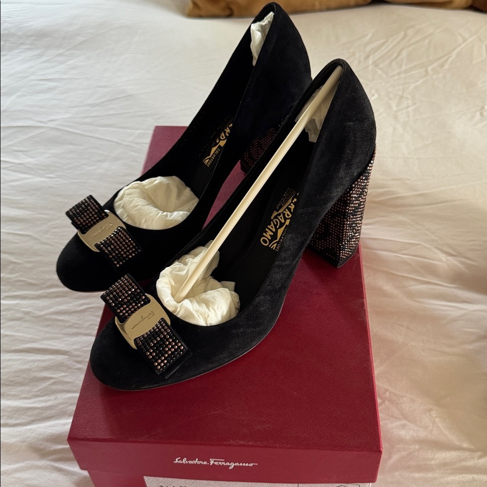 Salvatore Ferragamo Black Suede Vara Bow Crystal Block Heel Pumps